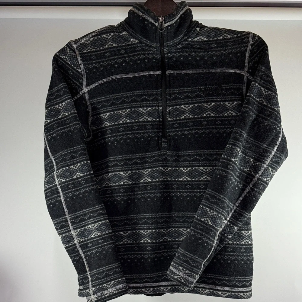 The North Face Black and Gray Patterned Zip-Up Sweater